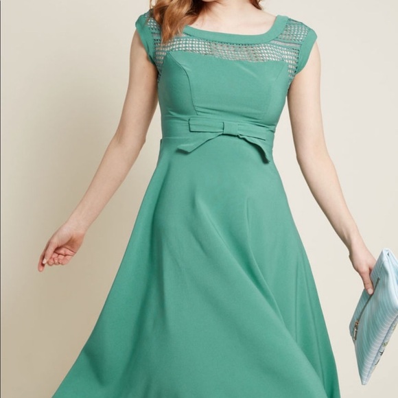 Modcloth Dresses & Skirts - Sage Worth A Wink Dress